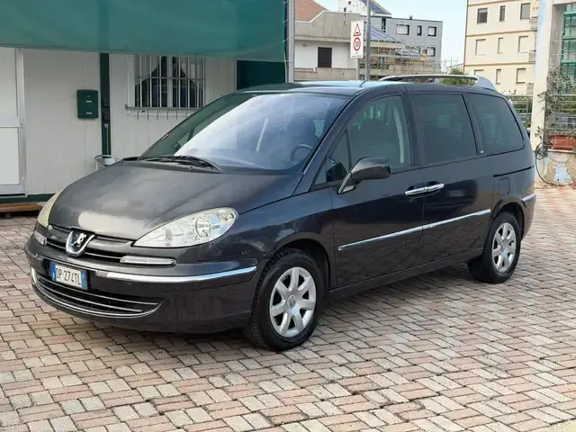 Peugeot 807