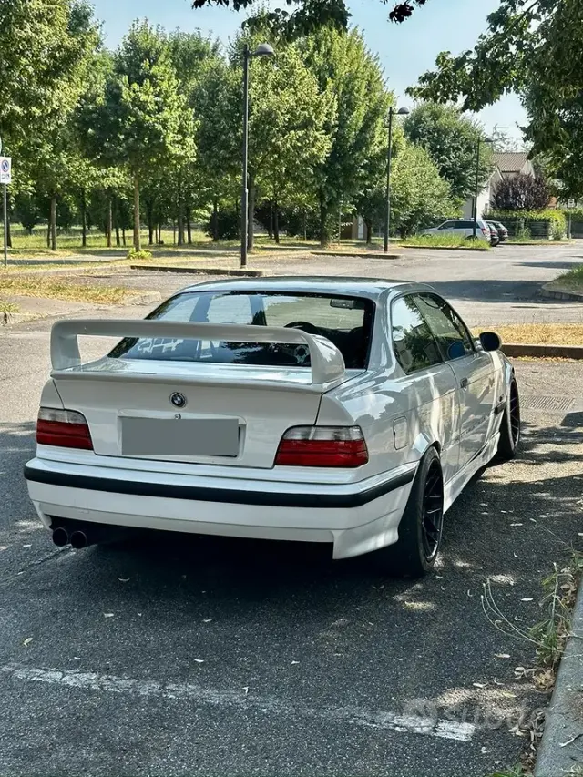 BMW Serie 3 (E36)