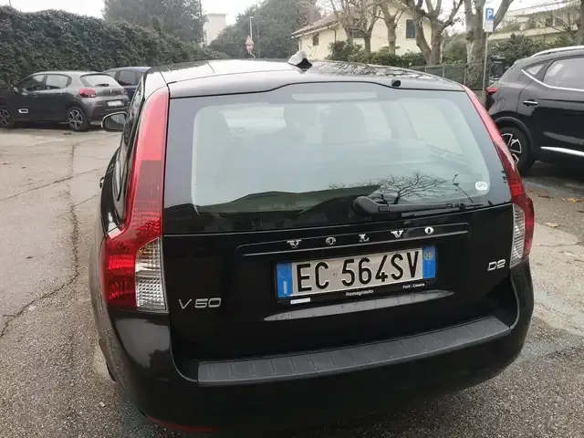 Volvo V50