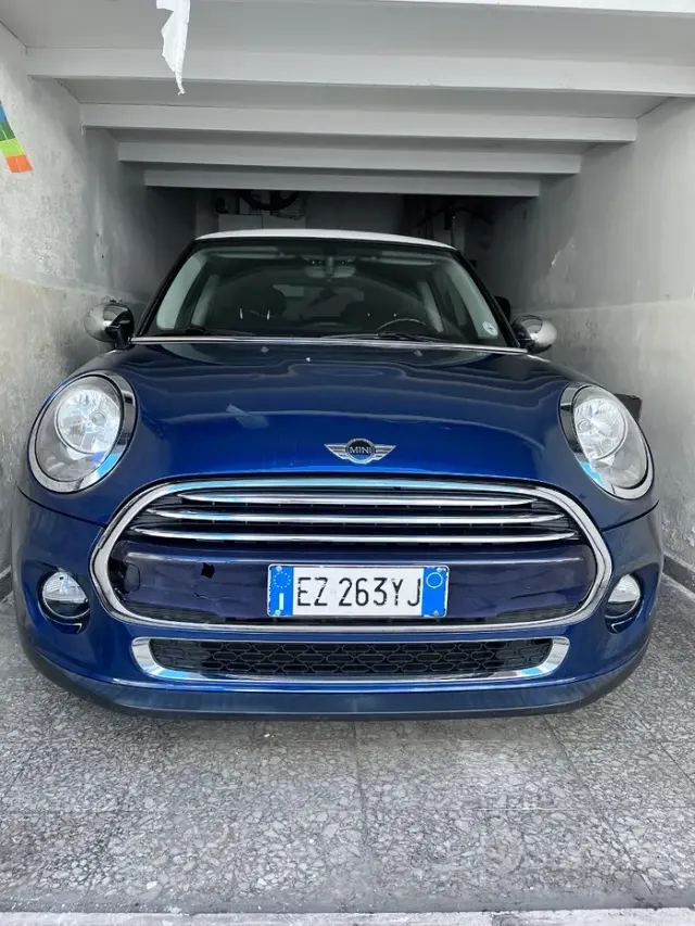 MINI Mini 4ª serie (F56)