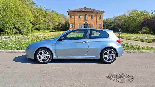 Alfa Romeo 147