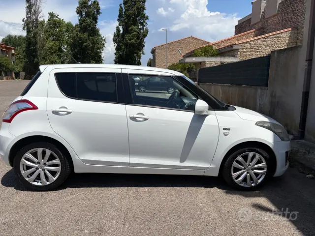 Suzuki Swift (2010-2017)