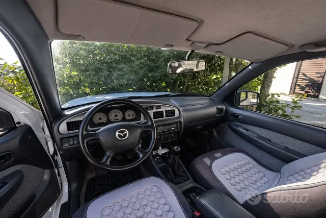 Mazda 121 3ª serie