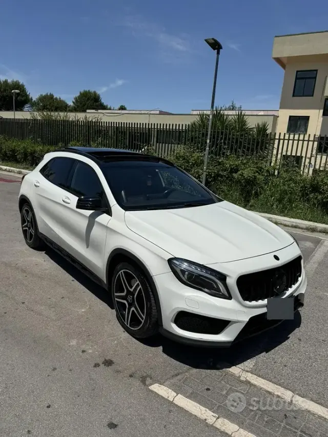 Mercedes-Benz GLA (X156)
