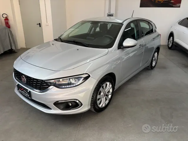 Fiat Tipo (2015-->)