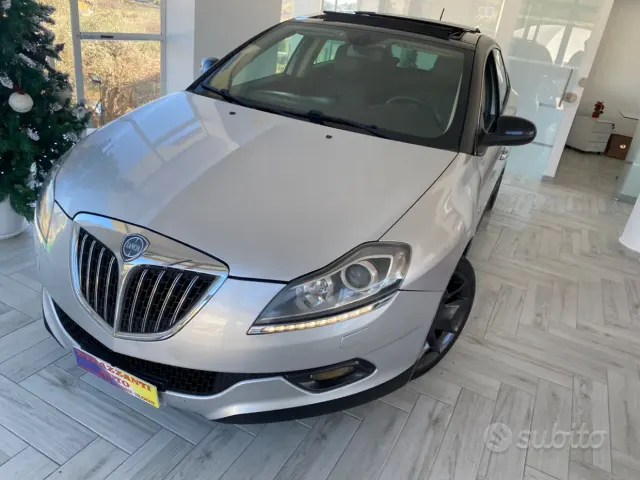 Lancia Delta (2008-2015)