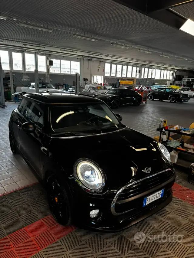 MINI Mini 4ª serie (F56)