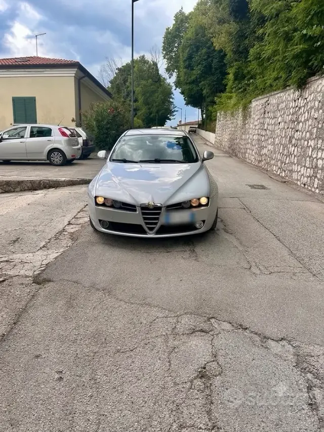 Alfa Romeo 159