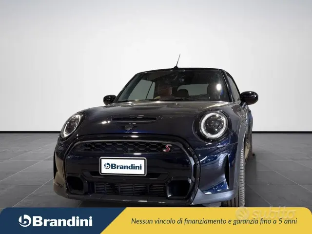 MINI Mini Cabrio (F57)