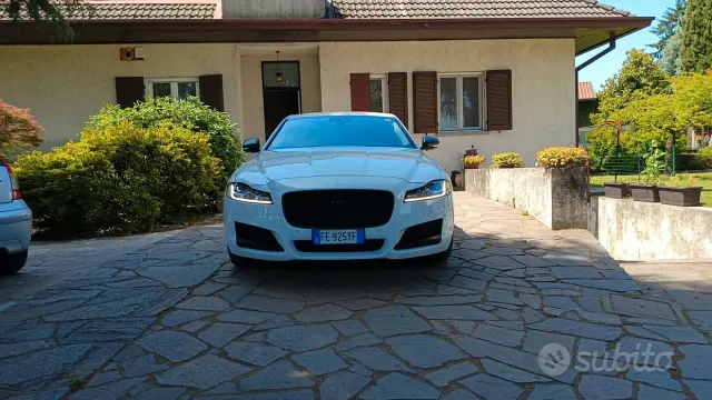 Jaguar XF 2ª serie (X260)