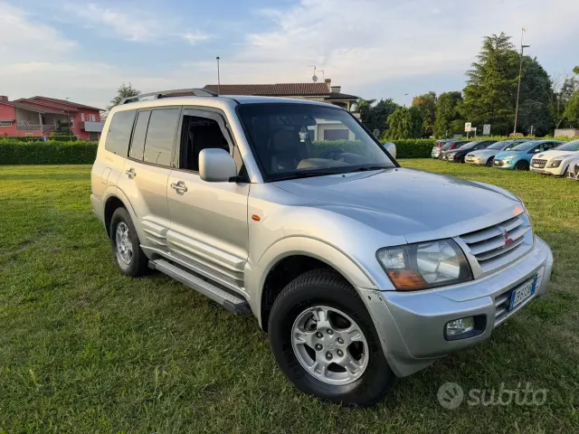 Mitsubishi Pajero (2000-2007)