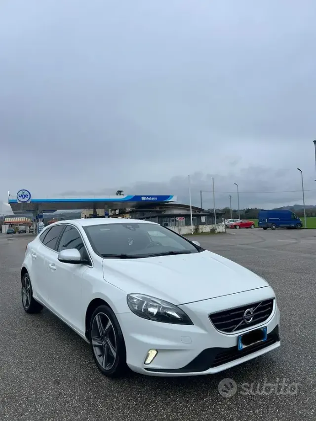 Volvo V40 (2012-2020)