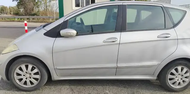 Mercedes-Benz A 160