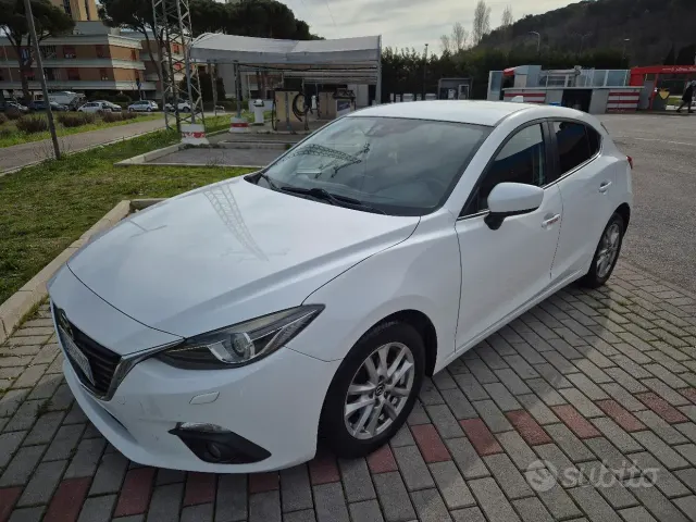 Mazda 323 F 4a serie/Lan.