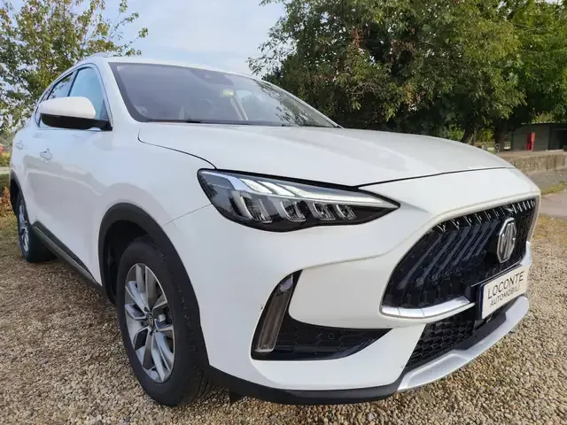 MG HS