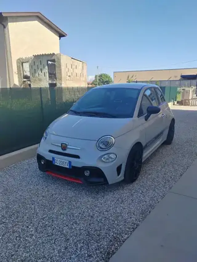 Abarth 595 Pista
