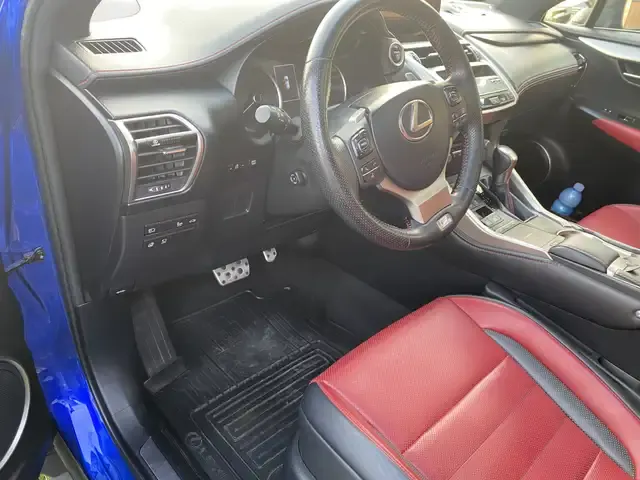 Lexus NX 300h