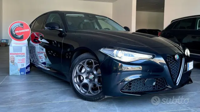 Alfa Romeo Giulia (2016)