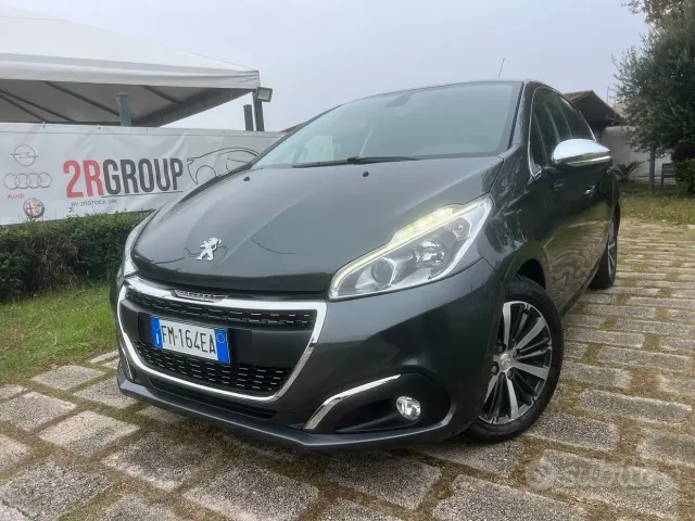 Peugeot 208 1° serie