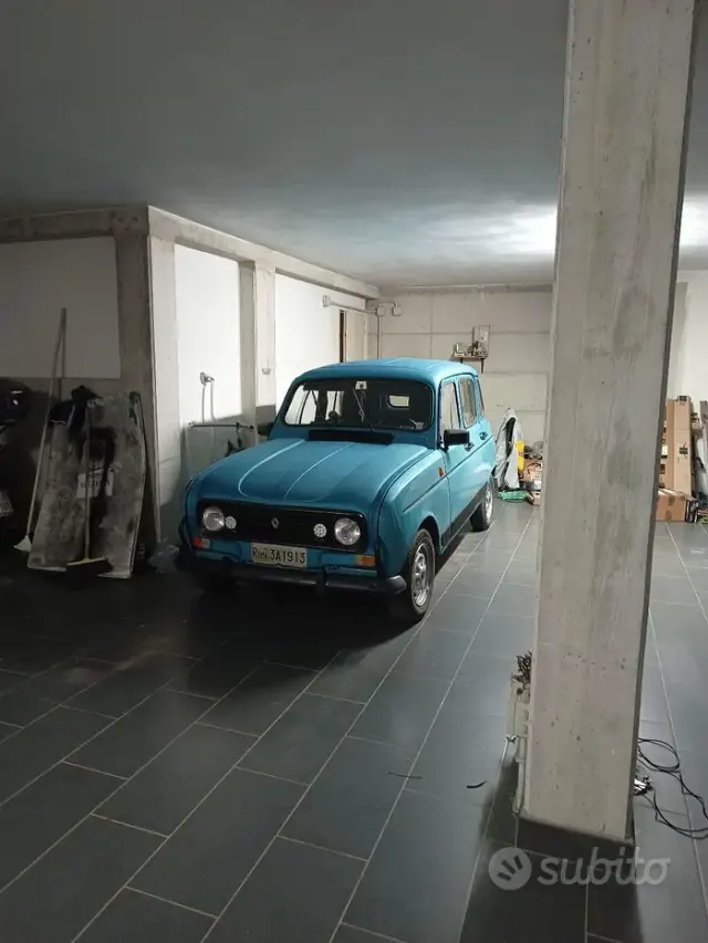 Renault 4