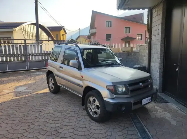 Mitsubishi Pajero Pinin