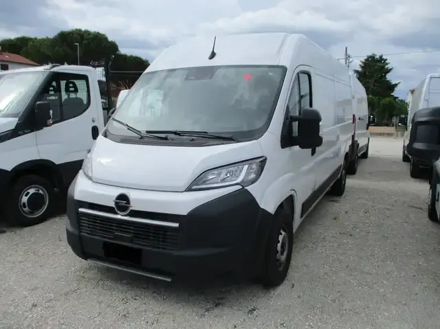 Opel Movano