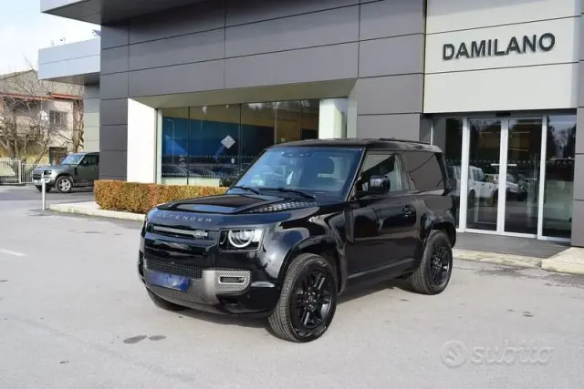 Land Rover Defender (2019)