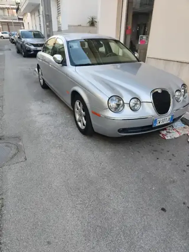 Jaguar S-Type
