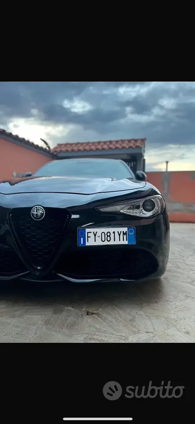 Alfa Romeo Giulia (2016)