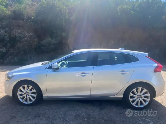 Volvo V40 (2012-2020)