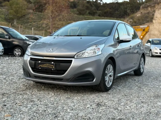 Peugeot 208 1° serie