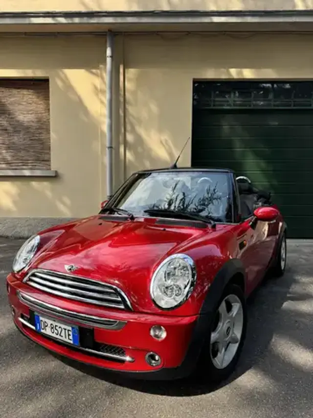 MINI Cooper Cabrio