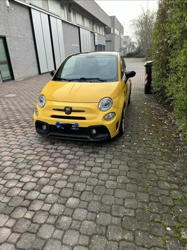 Abarth 595 Competizione