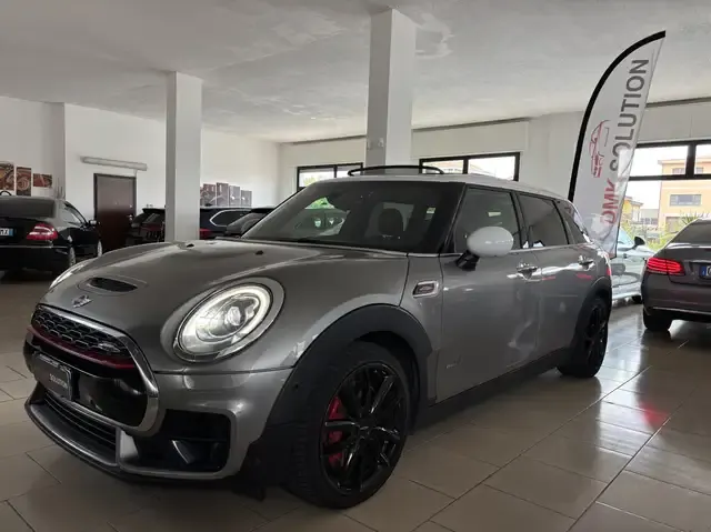 MINI John Cooper Works Clubman
