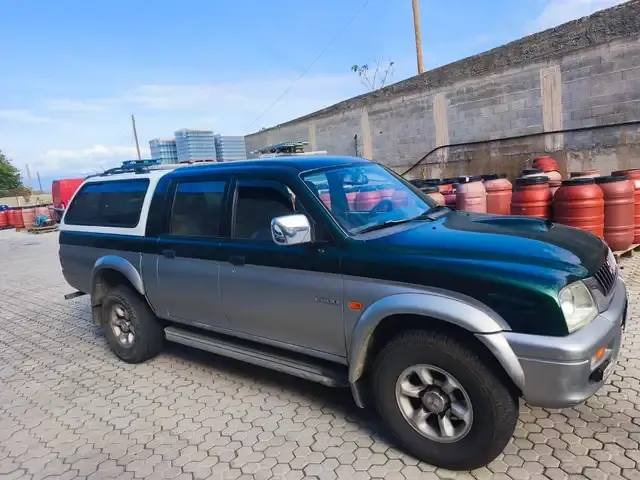 Mitsubishi L200