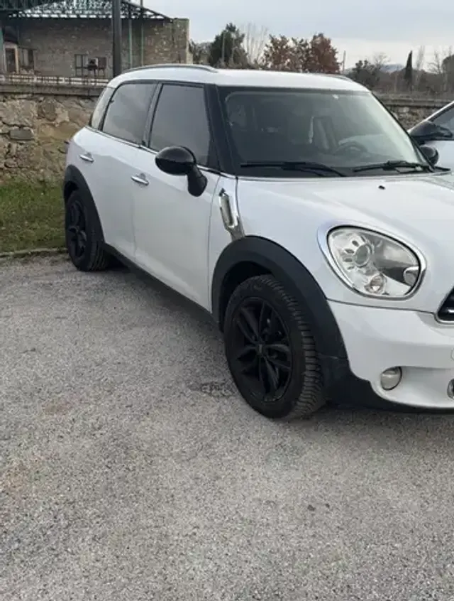 MINI Countryman D