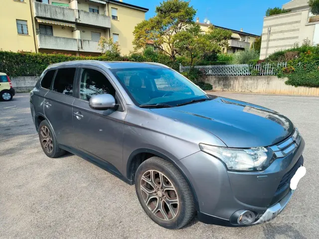 Mitsubishi Outlander 2ª(10-12)