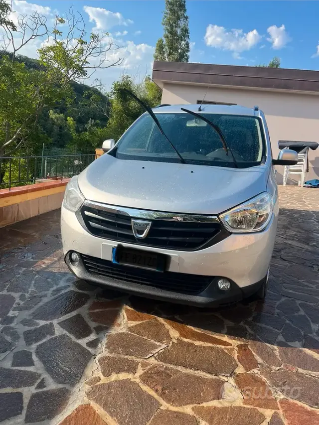 Dacia Lodgy