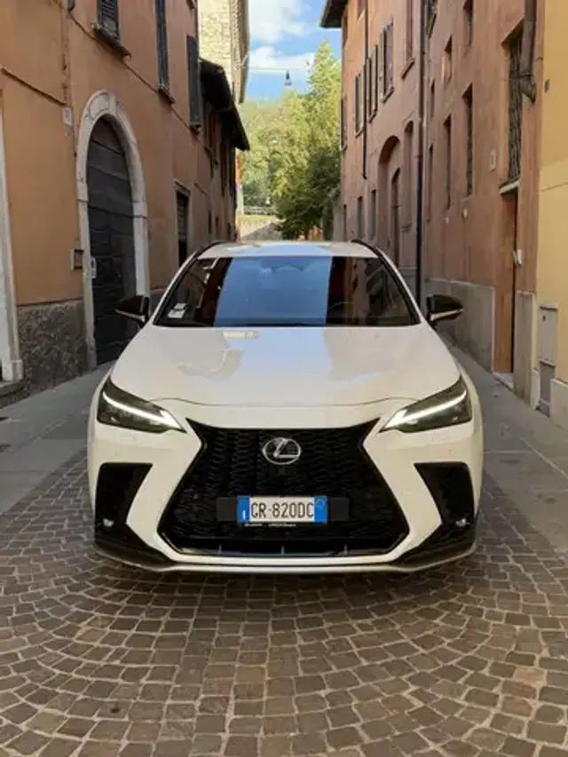 Lexus NX 350h