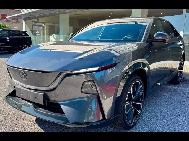 Mazda CX-6e