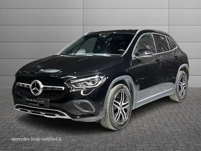 Mercedes-Benz GLA 200