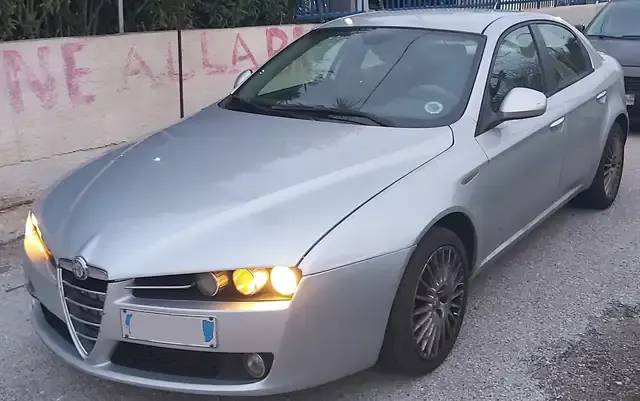 Alfa Romeo 159