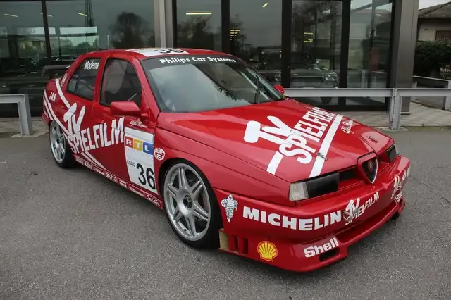 Alfa Romeo 155