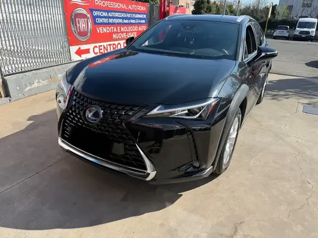 Lexus UX 250h