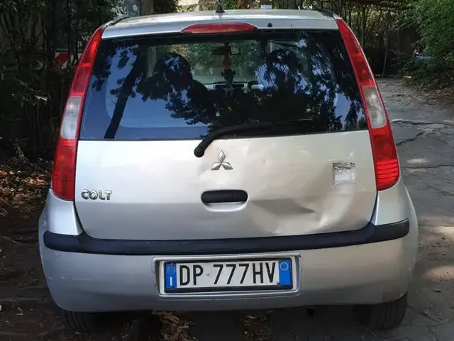 Mitsubishi Colt