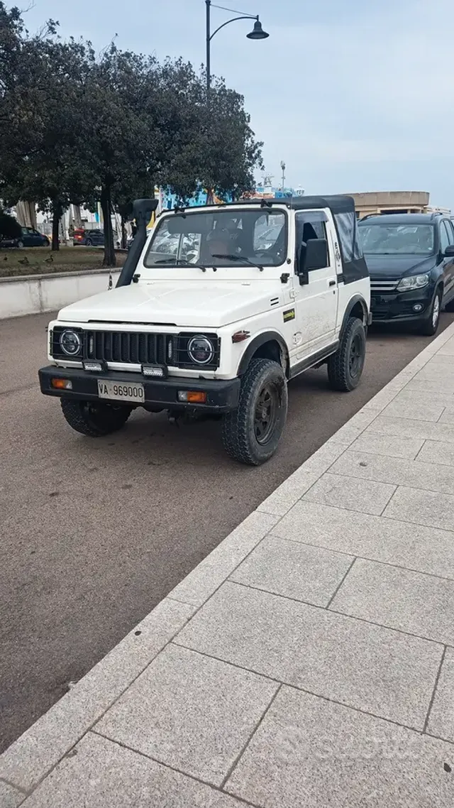 Suzuki SJ400/Samurai