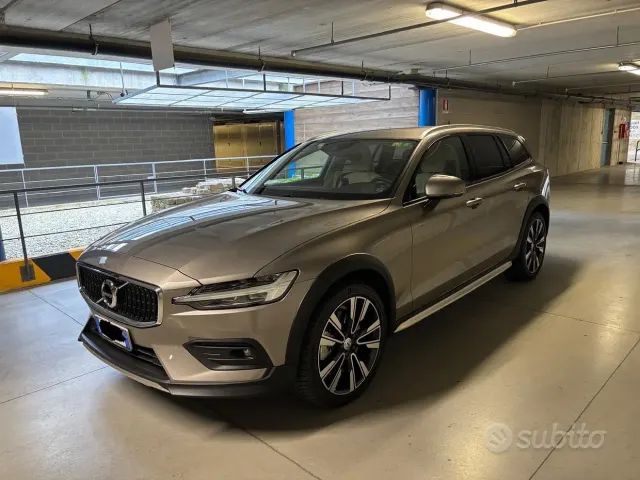 Volvo V60 CC (2018-2024)