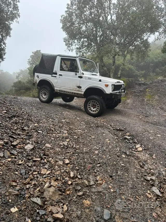 Suzuki SJ400/Samurai