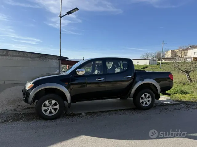 Mitsubishi L200