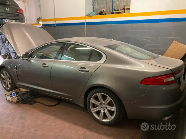 Jaguar XF 1ª serie (X250)
